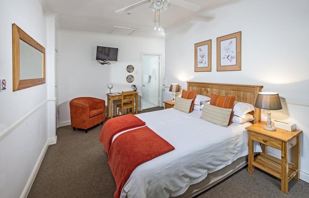 Summer Blue Guesthouse Port Elizabeth Exterior foto